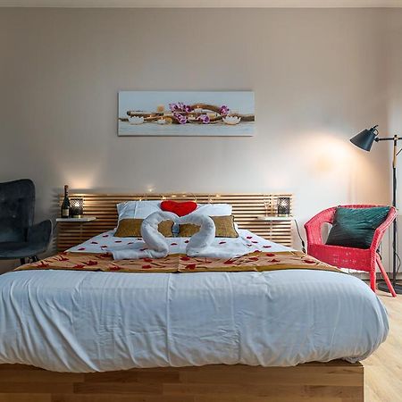 דירות Asnières Havre De Paix Jacuzzi מראה חיצוני תמונה